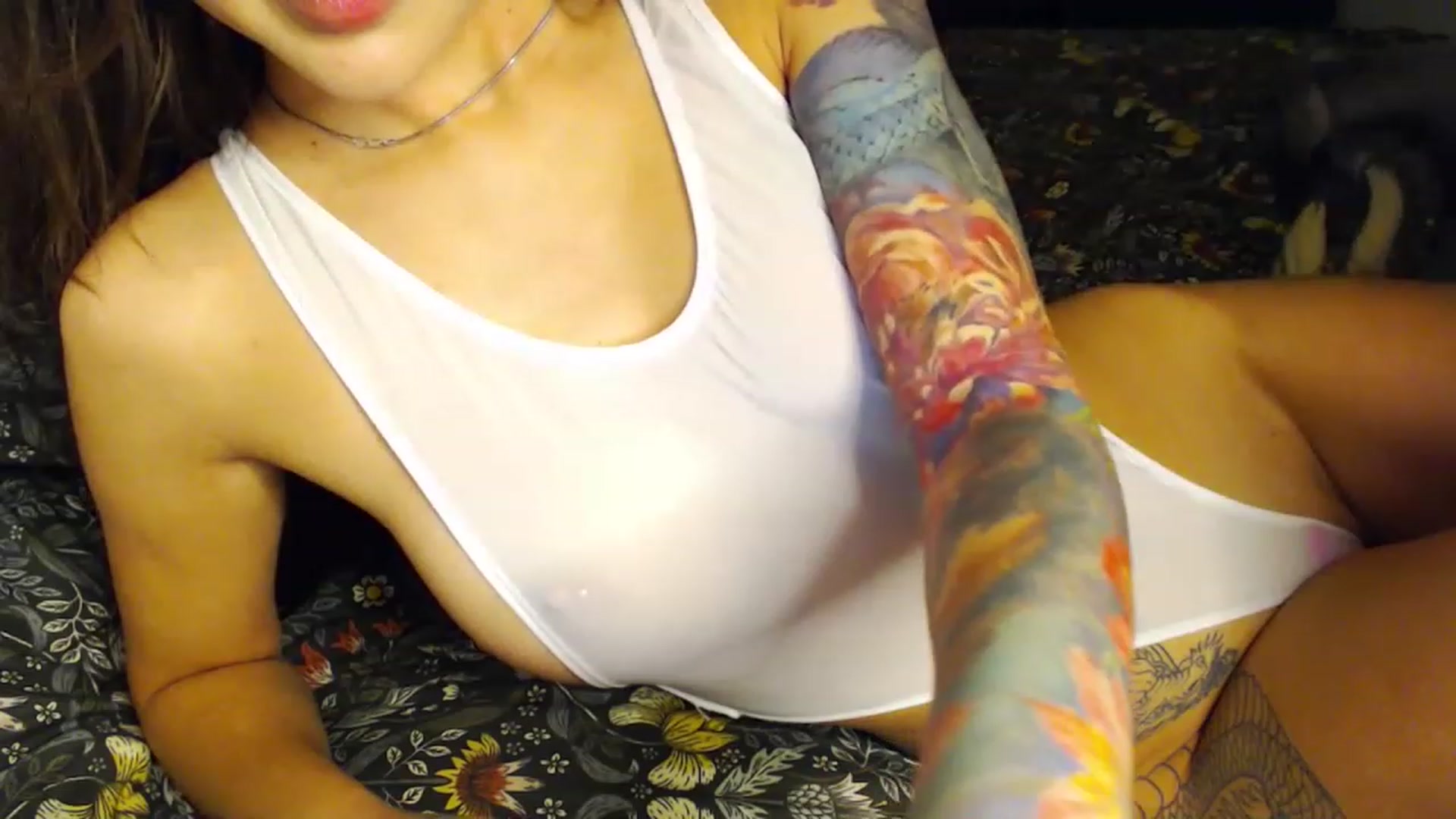 Gallery image thumbnail from KittySasha's myfreecams stream on, 04/02/2023, 10:23 image 18 of 20