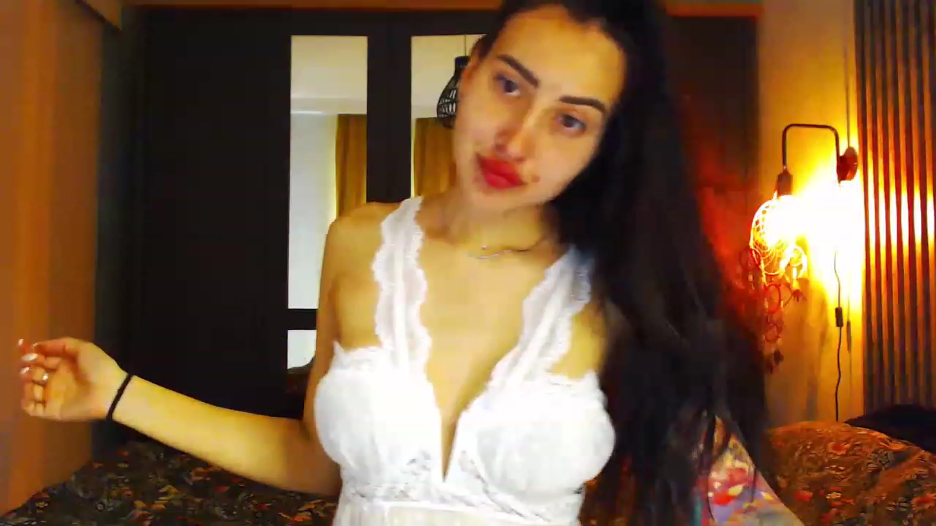 Gallery image thumbnail from KittySasha's myfreecams stream on, 05/03/2023, 12:11 image 14 of 20
