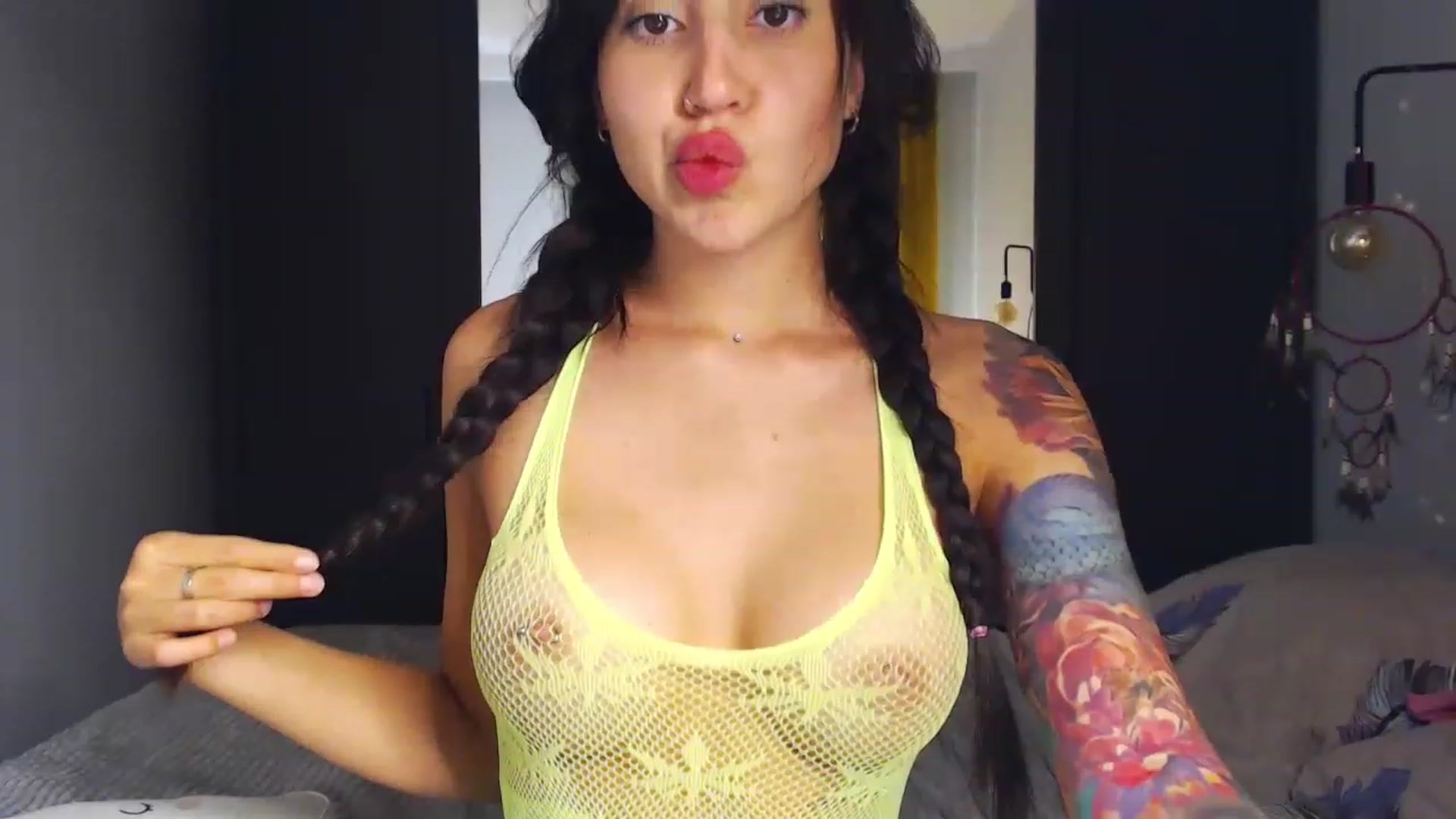 Gallery image thumbnail from KittySasha's myfreecams stream on, 06/12/2023, 14:37 image 18 of 20