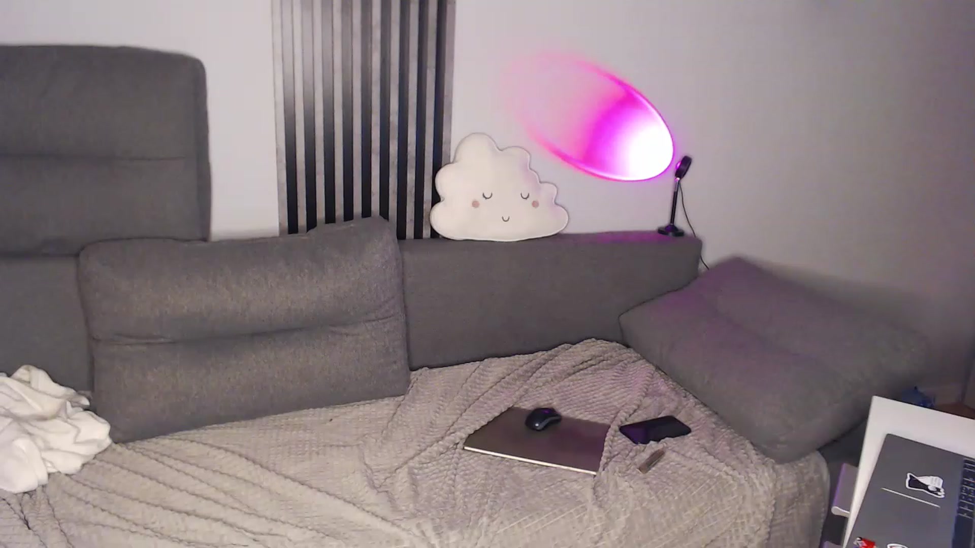 Gallery image thumbnail from KittySasha's myfreecams stream on, 06/17/2023, 09:23 image 19 of 20