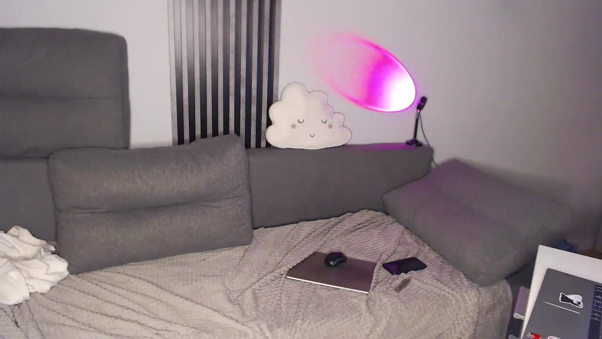 Gallery image thumbnail from KittySasha's myfreecams stream on, 06/17/2023, 09:23 image 20 of 20