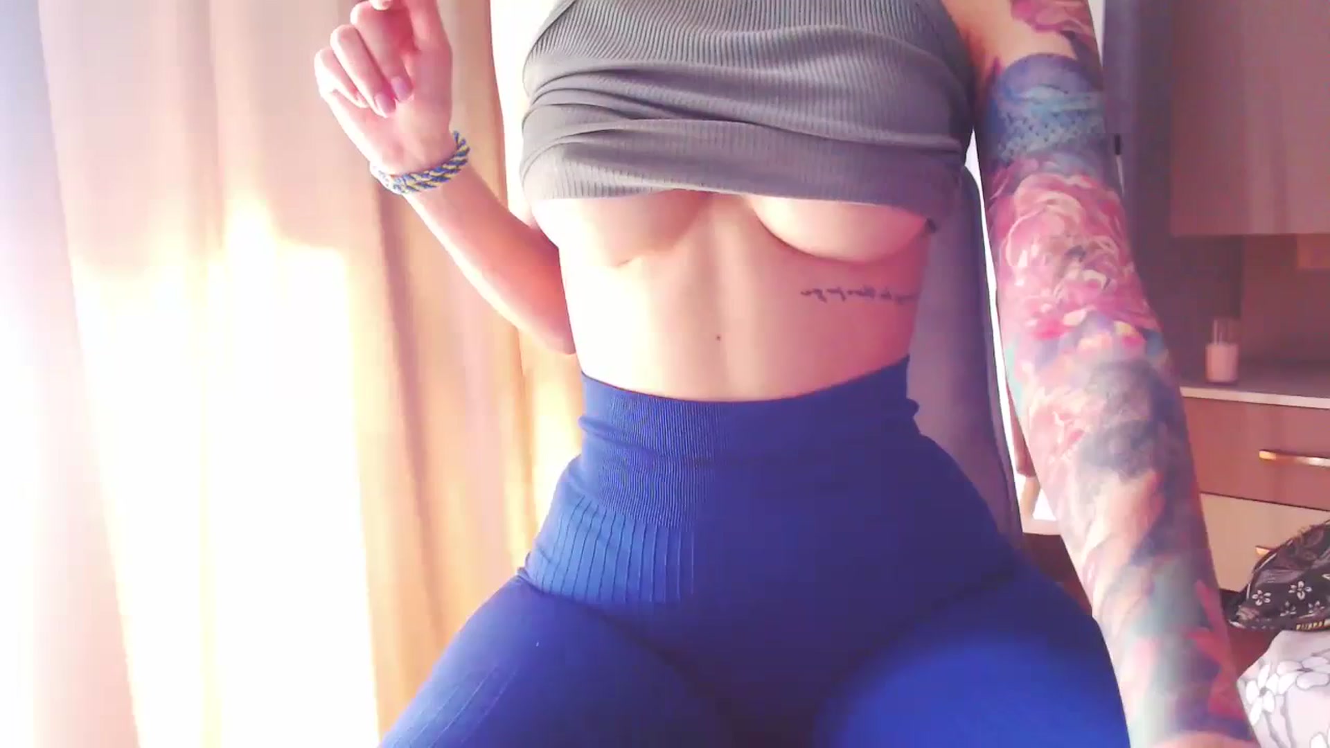 Gallery image thumbnail from KittySasha's myfreecams stream on, 03/25/2024, 11:11 image 15 of 20