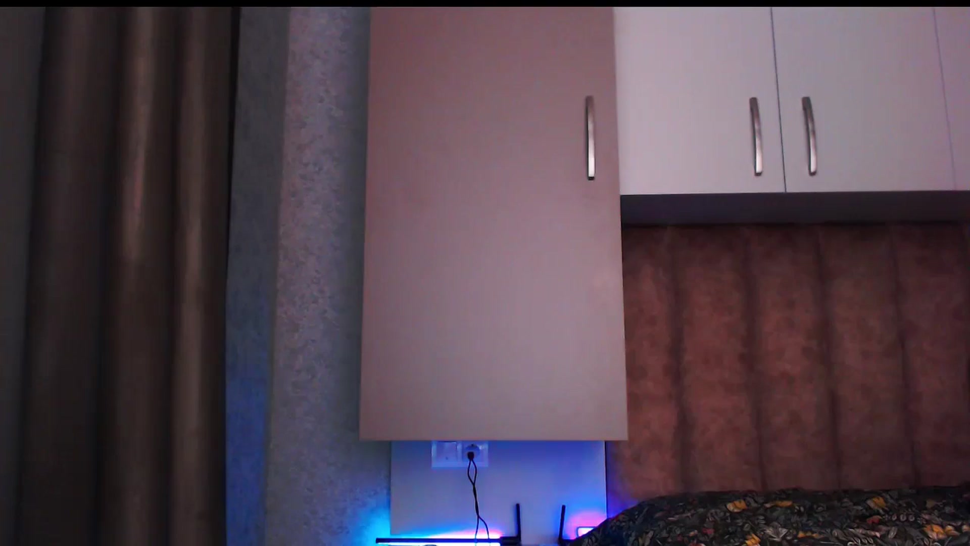 Gallery image thumbnail from KittySasha's myfreecams stream on, 05/06/2024, 13:37 image 12 of 20