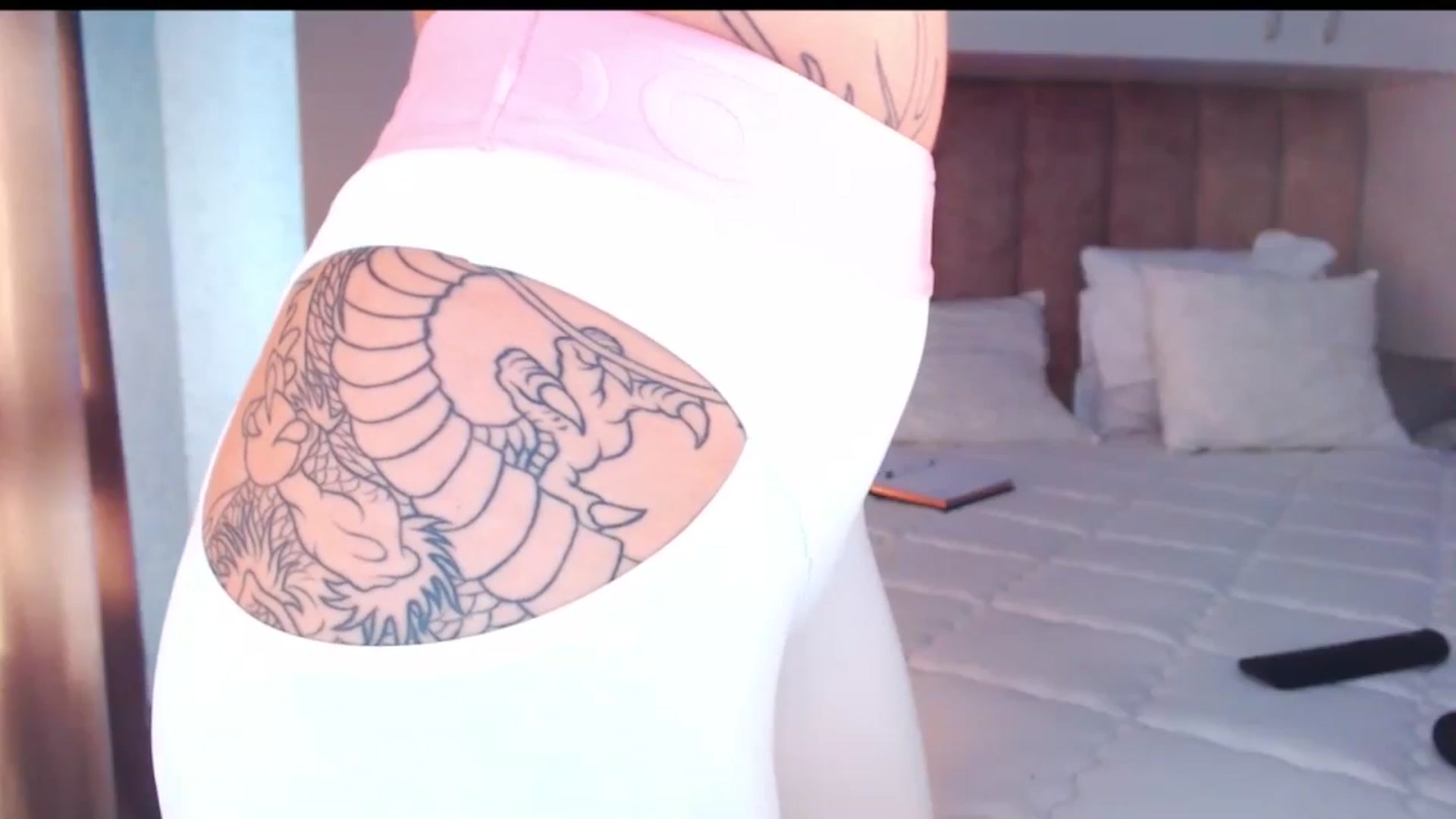 Gallery image thumbnail from KittySasha's myfreecams stream on, 06/02/2024, 14:58 image 10 of 20