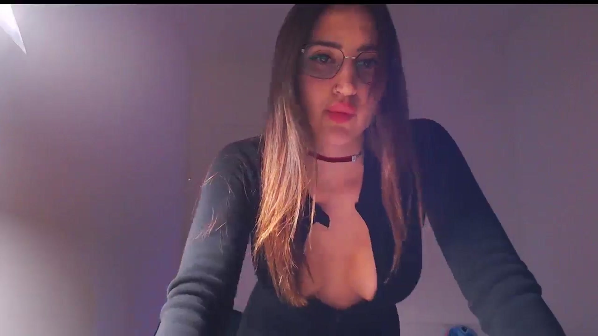 Gallery image thumbnail from KittySasha's myfreecams stream on, 01/02/2025, 19:17 image 3 of 20