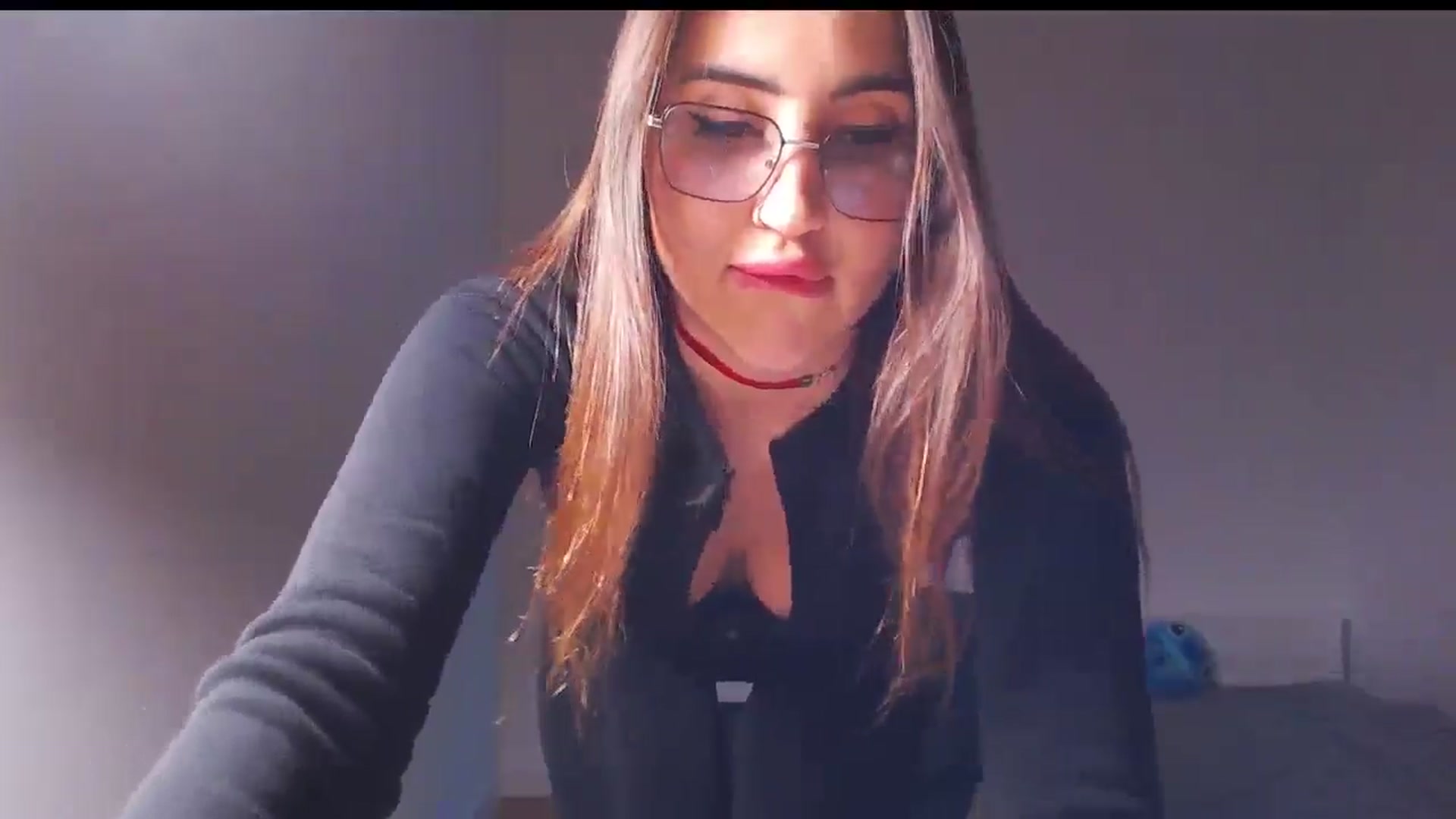 Gallery image thumbnail from KittySasha's myfreecams stream on, 01/02/2025, 19:17 image 11 of 20