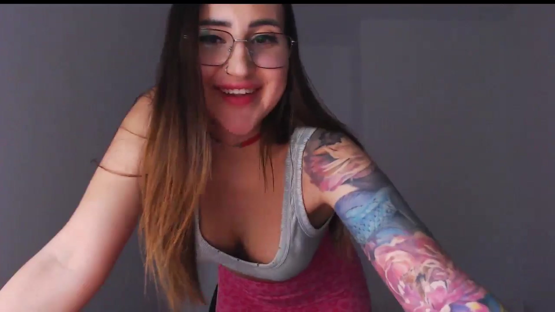 Gallery image thumbnail from KittySasha's myfreecams stream on, 01/02/2025, 20:47 image 20 of 20
