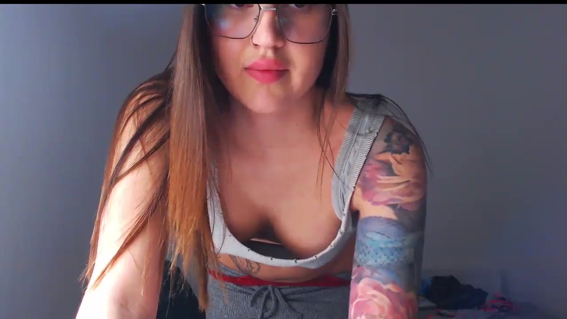 Gallery image thumbnail from KittySasha's myfreecams stream on, 01/04/2025, 21:04 image 4 of 20