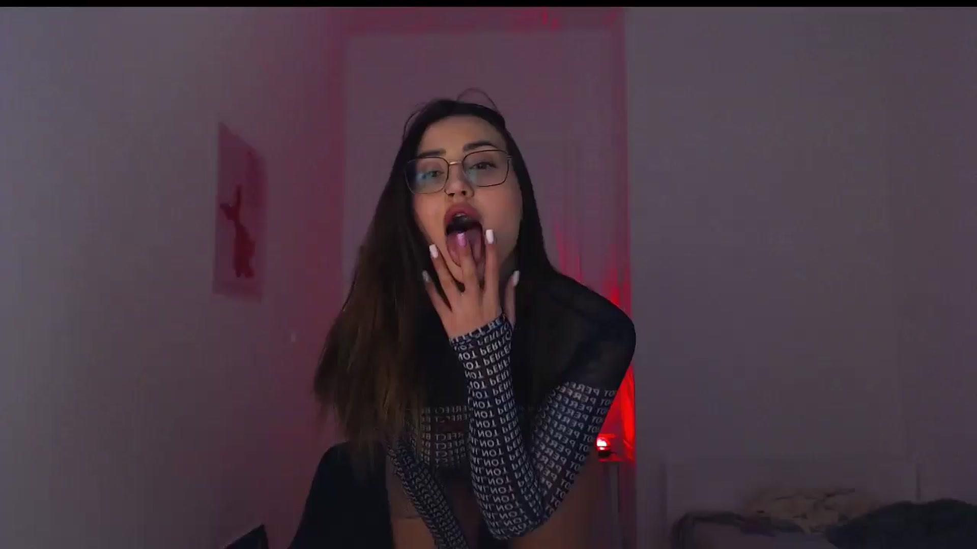 Gallery image thumbnail from KittySasha's myfreecams stream on, 02/08/2025, 15:09 image 5 of 20