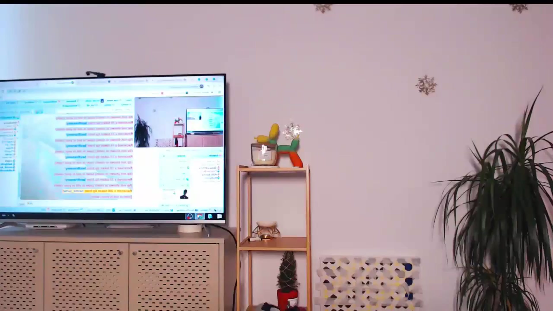 Gallery image thumbnail from KittySasha's myfreecams stream on, 02/26/2025, 09:16 image 13 of 20