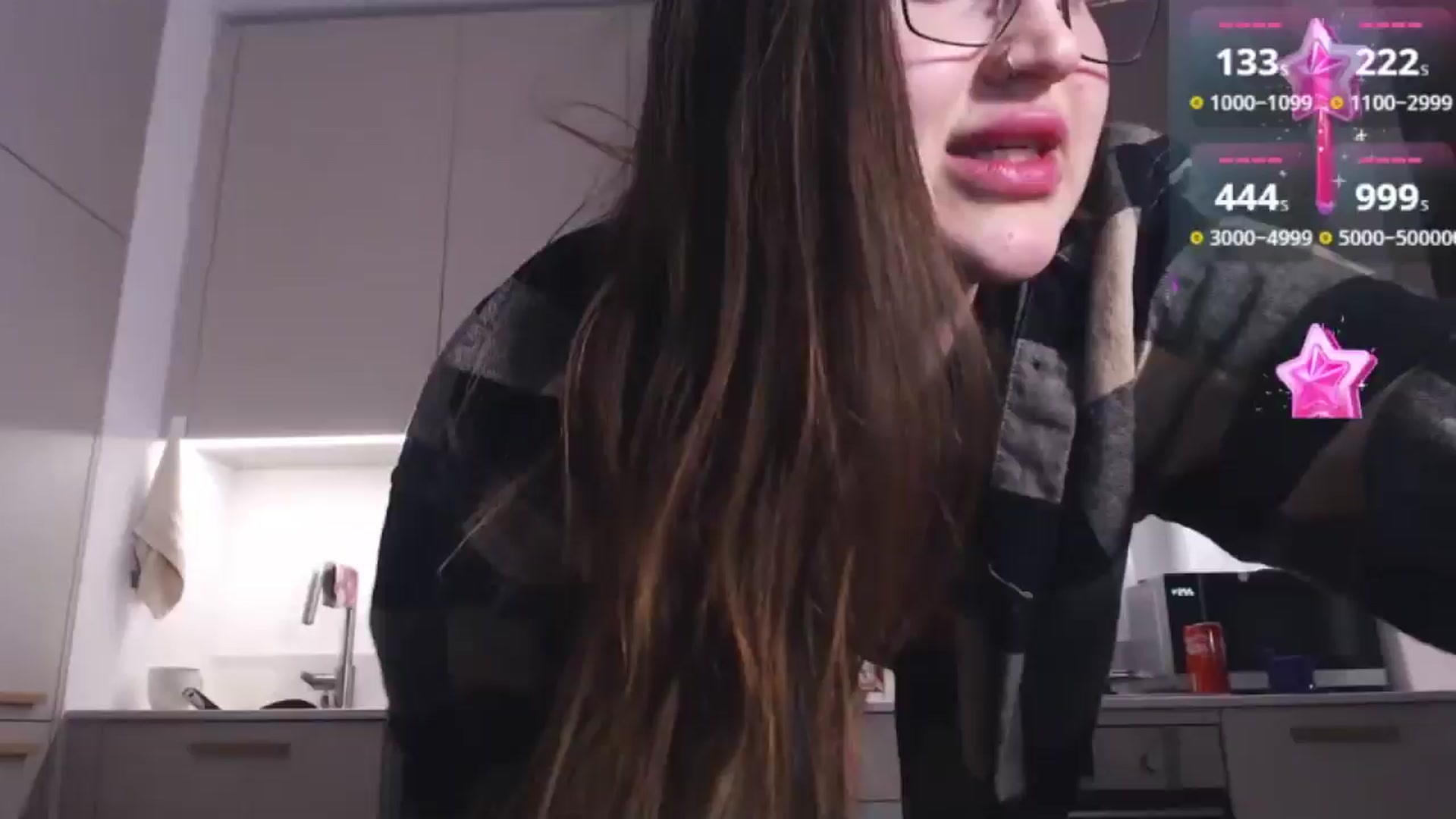Gallery image thumbnail from KittySasha's myfreecams stream on, 03/15/2025, 18:13 image 8 of 20