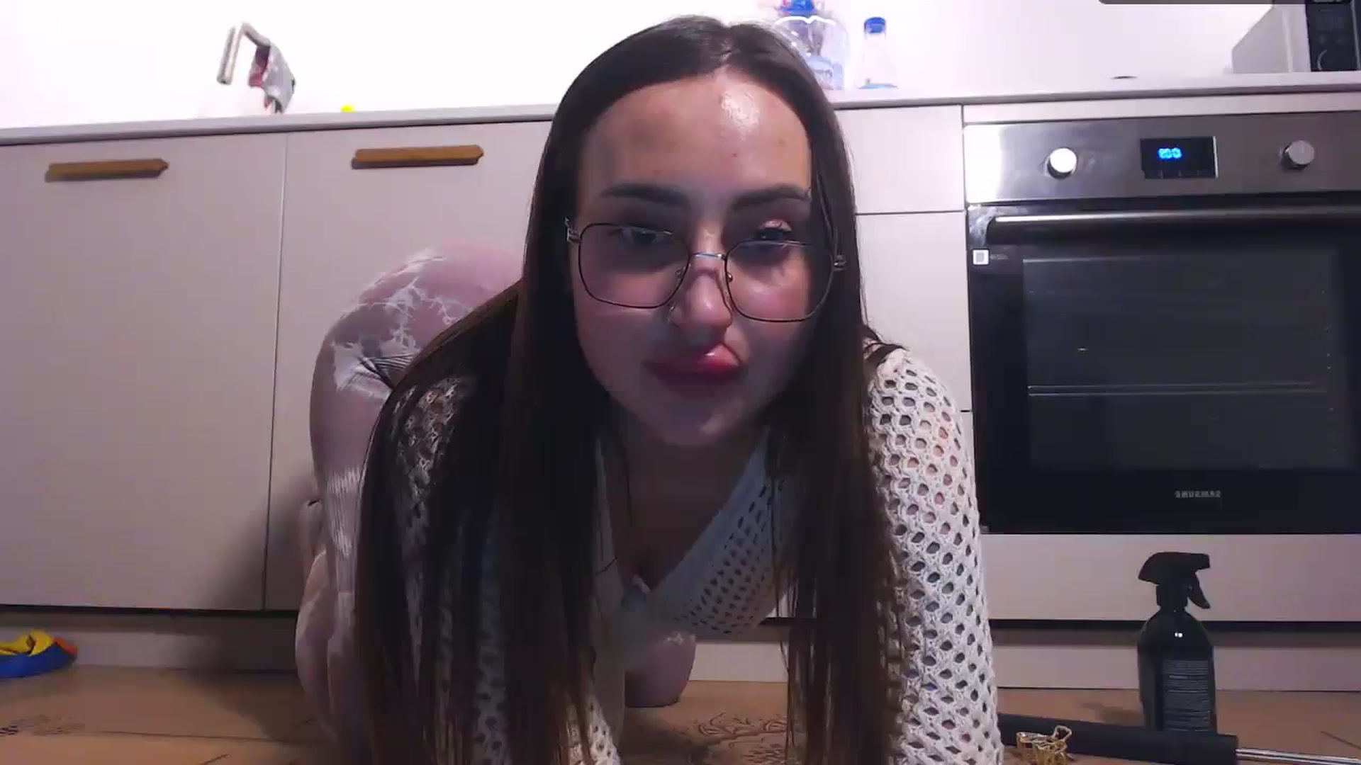 Gallery image thumbnail from KittySasha's myfreecams stream on, 03/21/2025, 17:51 image 11 of 20