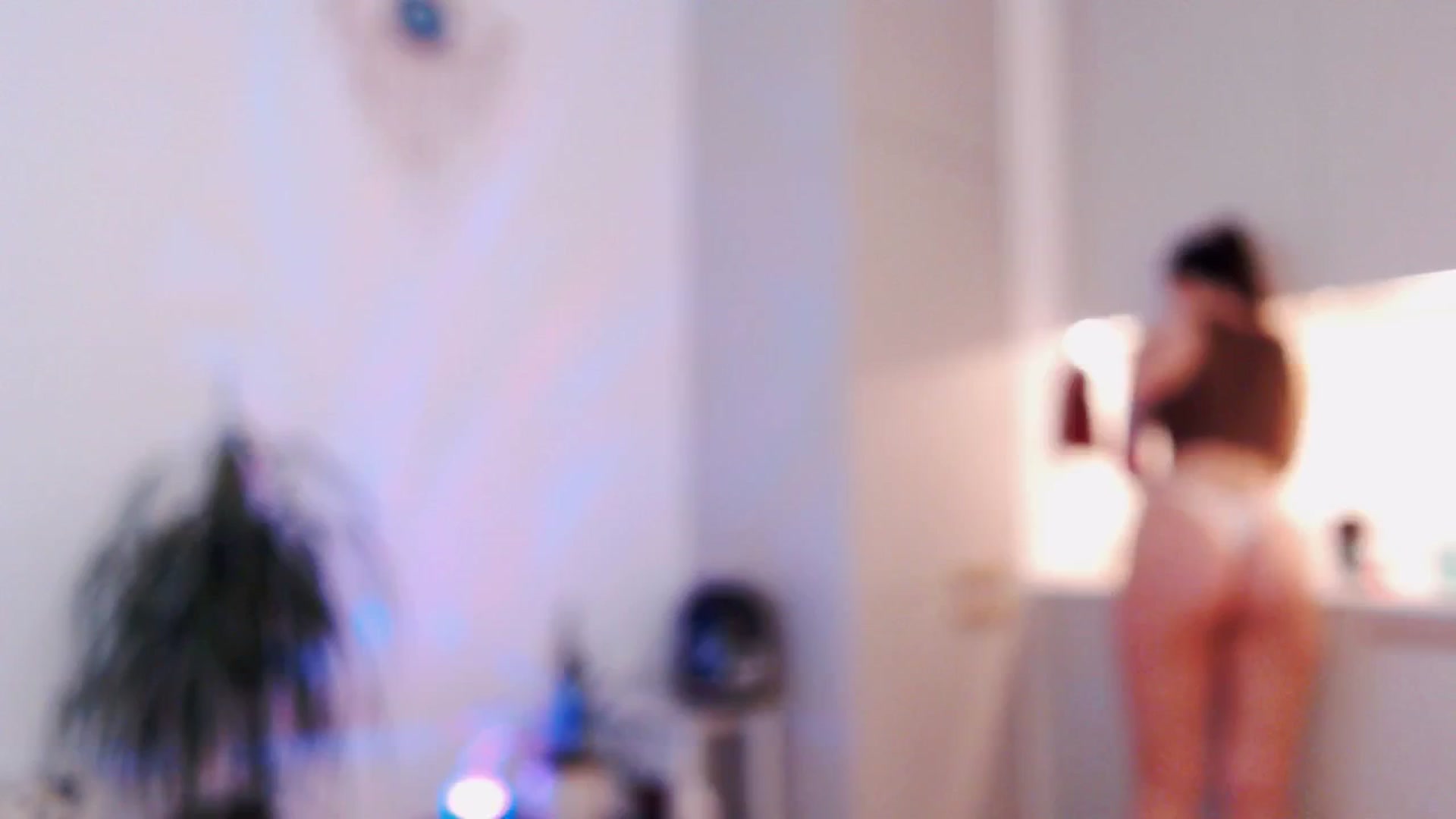 Gallery image thumbnail from KittySasha's myfreecams stream on, 05/31/2025, 13:24 image 2 of 20