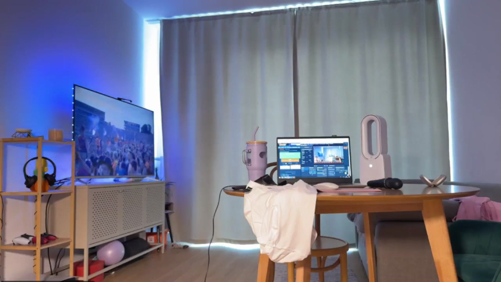 Gallery image thumbnail from KittySasha's myfreecams stream on, 07/19/2025, 14:21 image 18 of 20