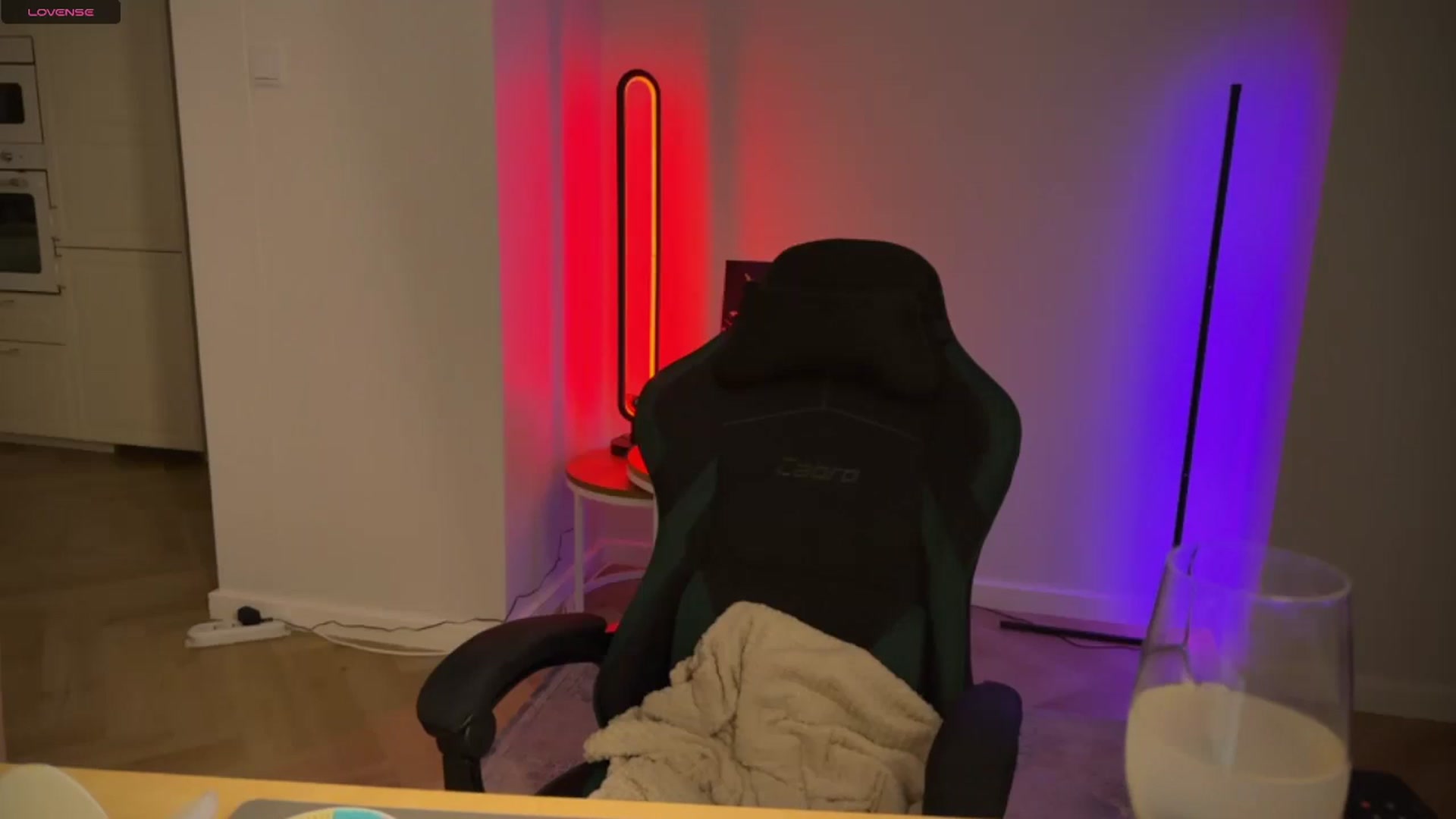 Gallery image thumbnail from KittySasha's myfreecams stream on, 11/09/2025, 18:09 image 17 of 20
