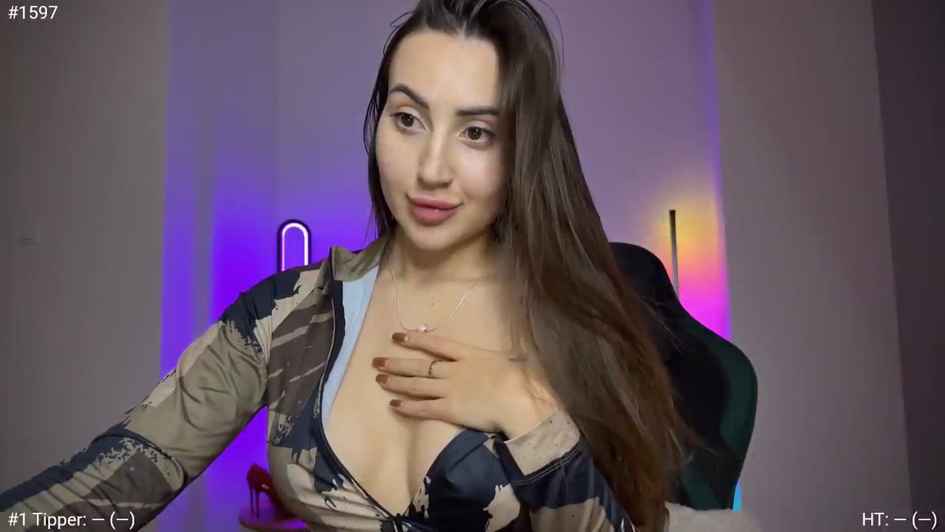 Gallery image thumbnail from KittySasha's myfreecams stream on, 11/25/2025, 18:28 image 17 of 20