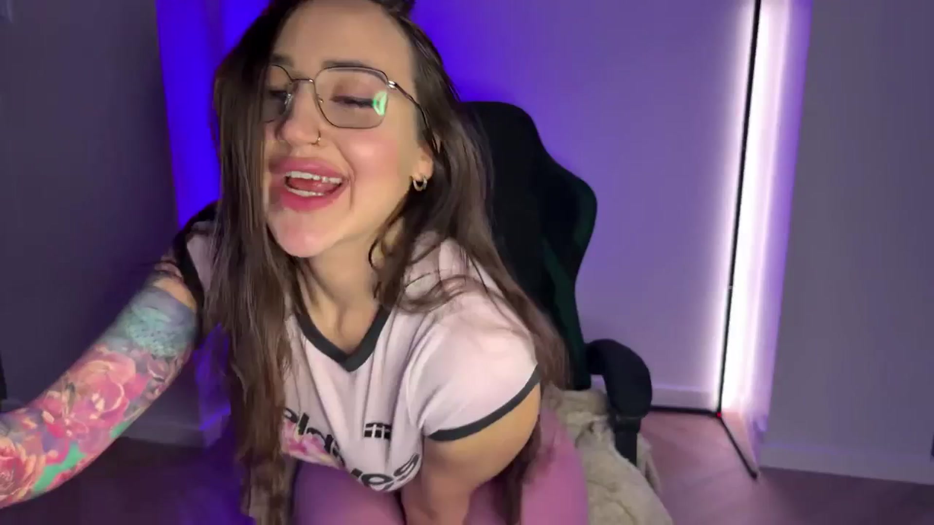 Gallery image thumbnail from KittySasha's myfreecams stream on, 01/08/2026, 16:12 image 12 of 20
