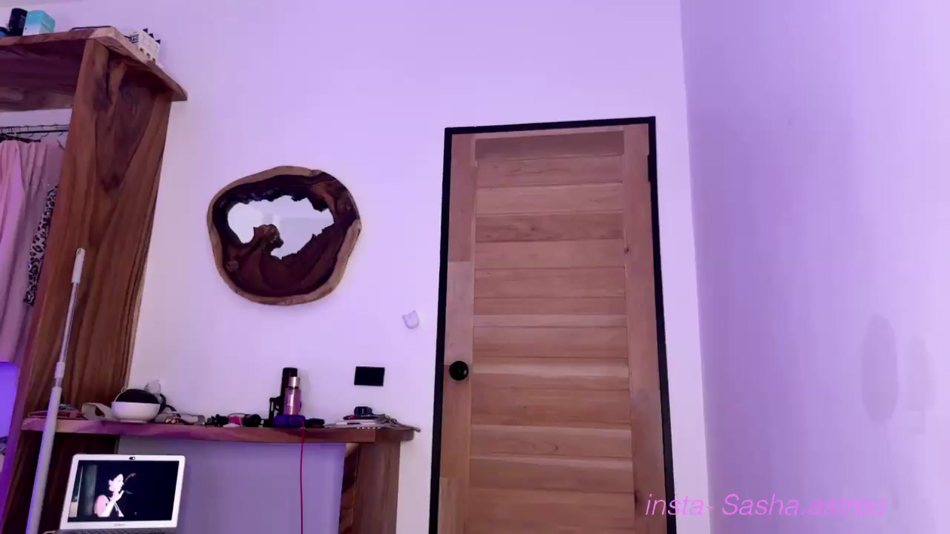 Gallery image thumbnail from KittySasha's myfreecams stream on, 08/29/2026, 12:24 image 17 of 20