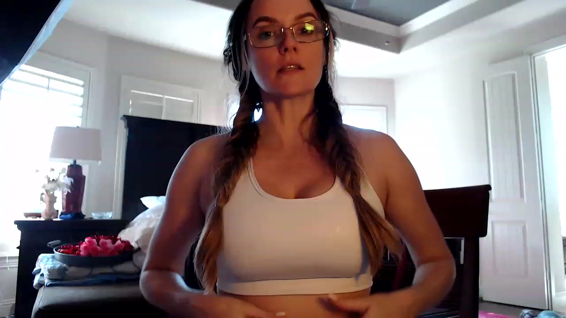 Gallery image thumbnail from Kitty_Hawkins's myfreecams stream on, 01/18/2023, 20:24 image 4 of 20