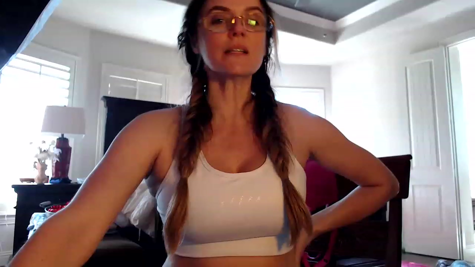 Gallery image thumbnail from Kitty_Hawkins's myfreecams stream on, 01/18/2023, 20:24 image 5 of 20