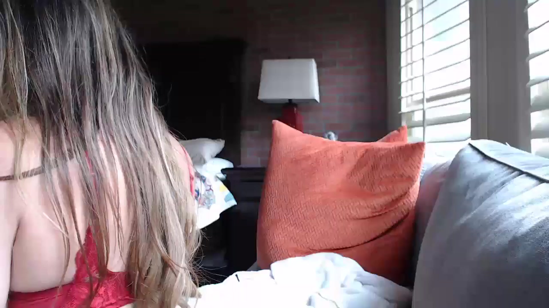 Gallery image thumbnail from Kitty_Hawkins's myfreecams stream on, 05/06/2024, 18:35 image 5 of 20