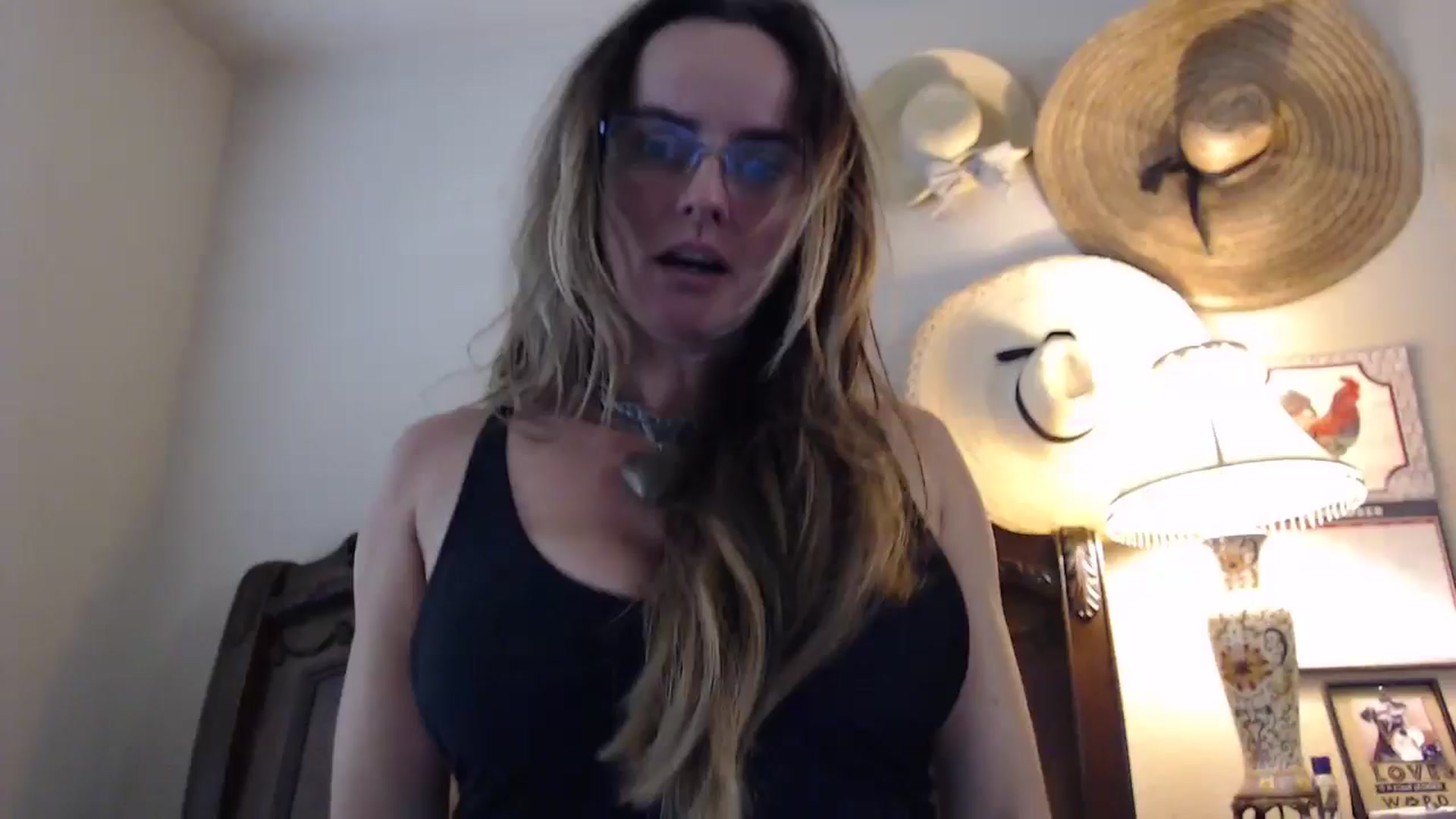 Gallery image thumbnail from Kitty_Hawkins's myfreecams stream on, 09/17/2024, 16:58 image 1 of 20