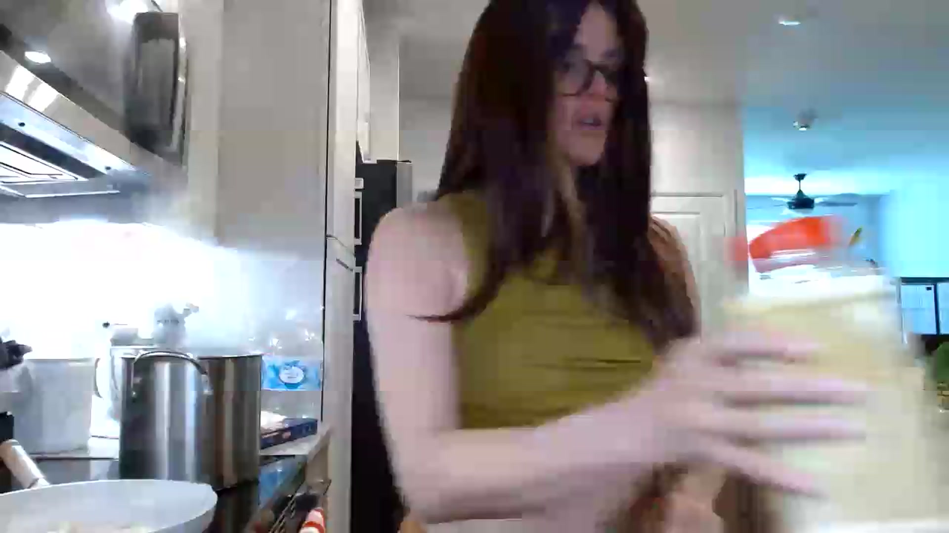 Gallery image thumbnail from Kitty_Hawkins's myfreecams stream on, 06/18/2026, 17:34 image 6 of 20