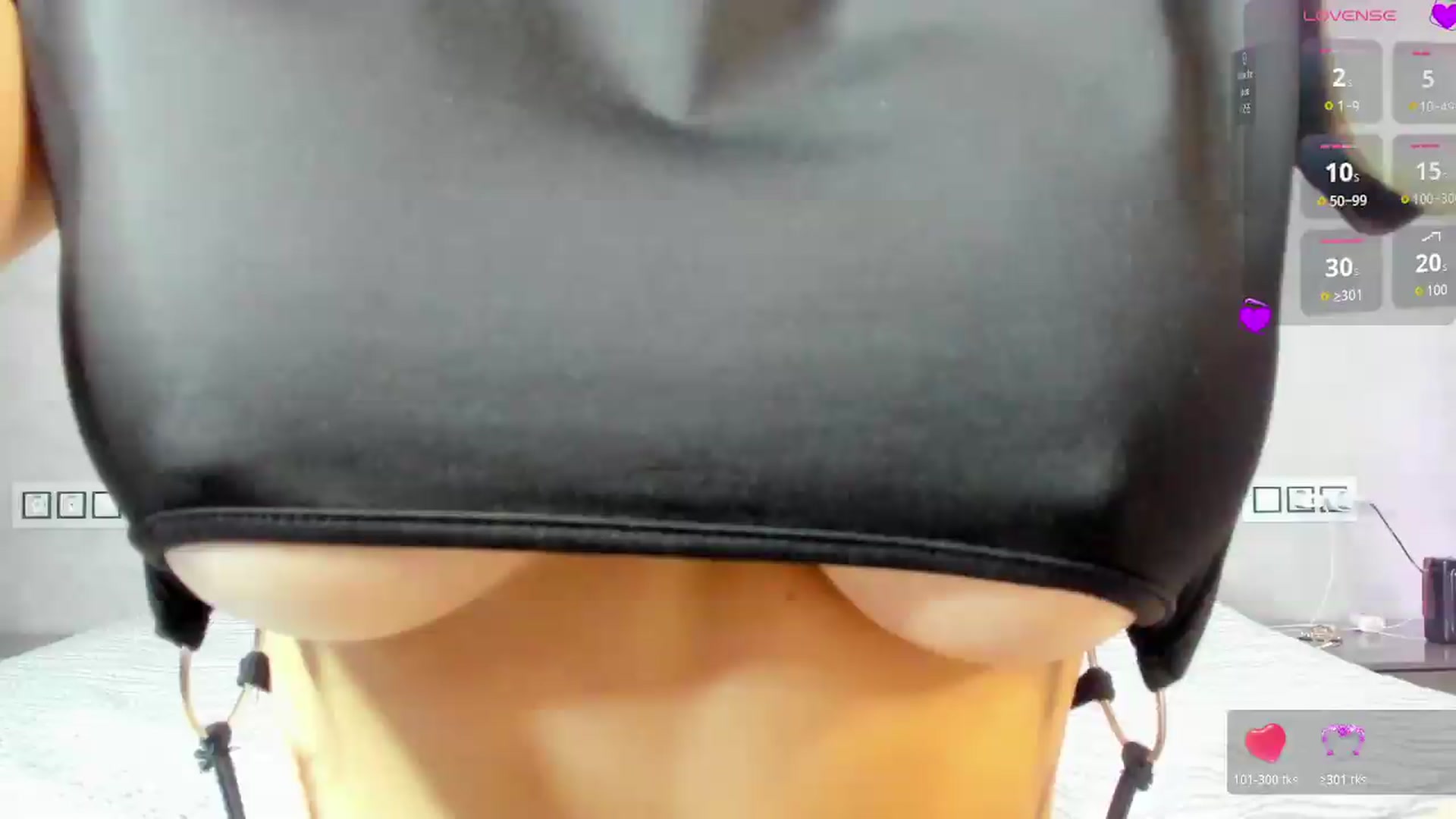 Gallery image thumbnail from Kitty_Kate_'s myfreecams stream on, 06/01/2026, 20:01 image 7 of 20