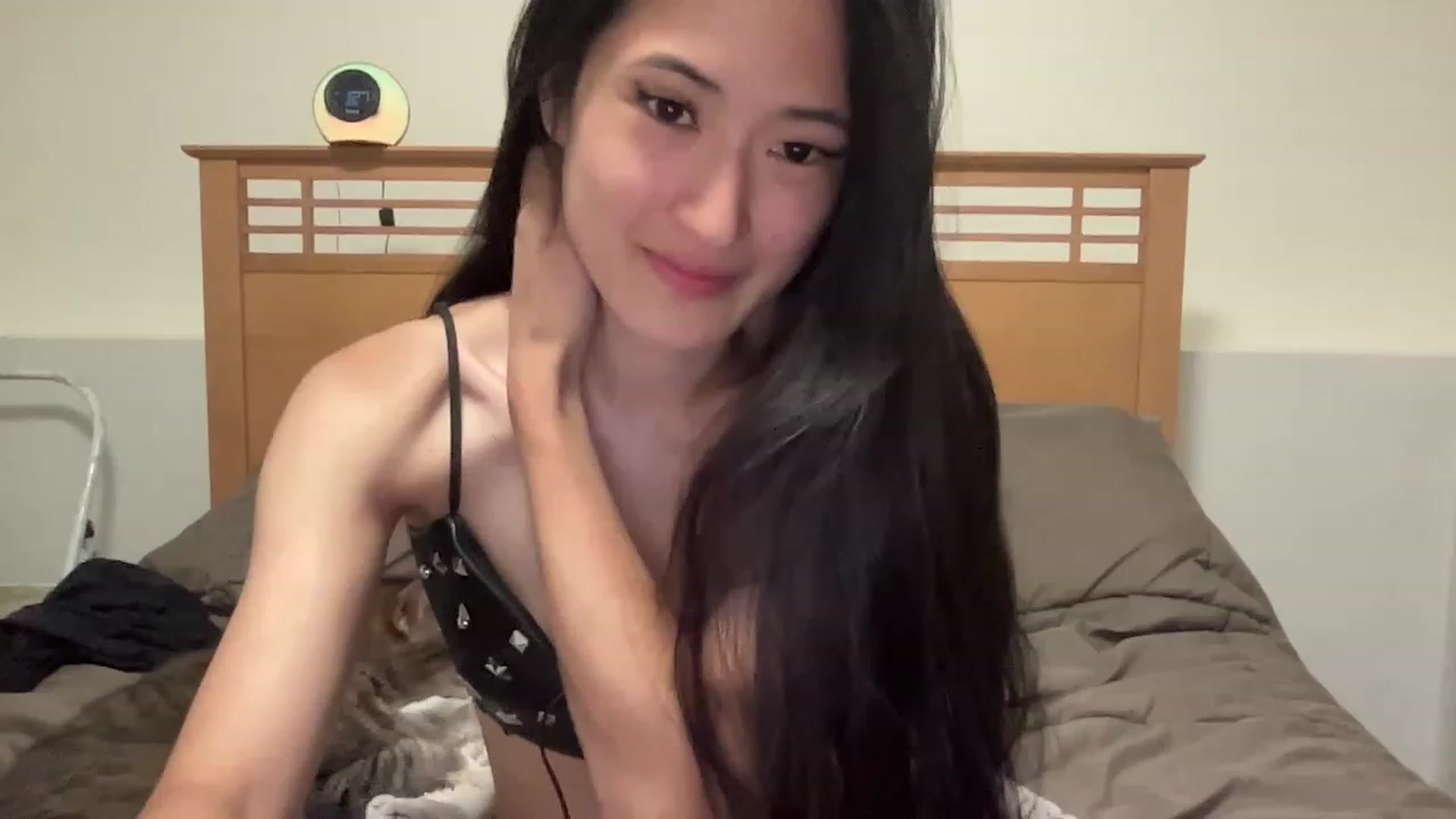 Gallery image thumbnail from Kitty_Kimmie's myfreecams stream on, 06/15/2023, 05:32 image 10 of 20