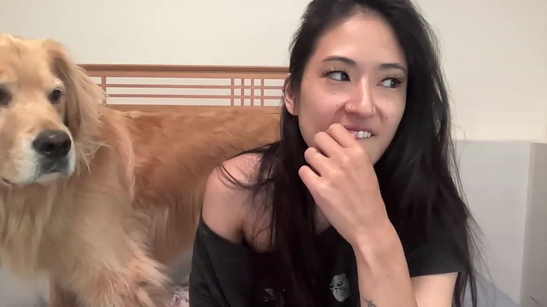 Gallery image thumbnail from Kitty_Kimmie's myfreecams stream on, 06/19/2023, 17:56 image 17 of 20
