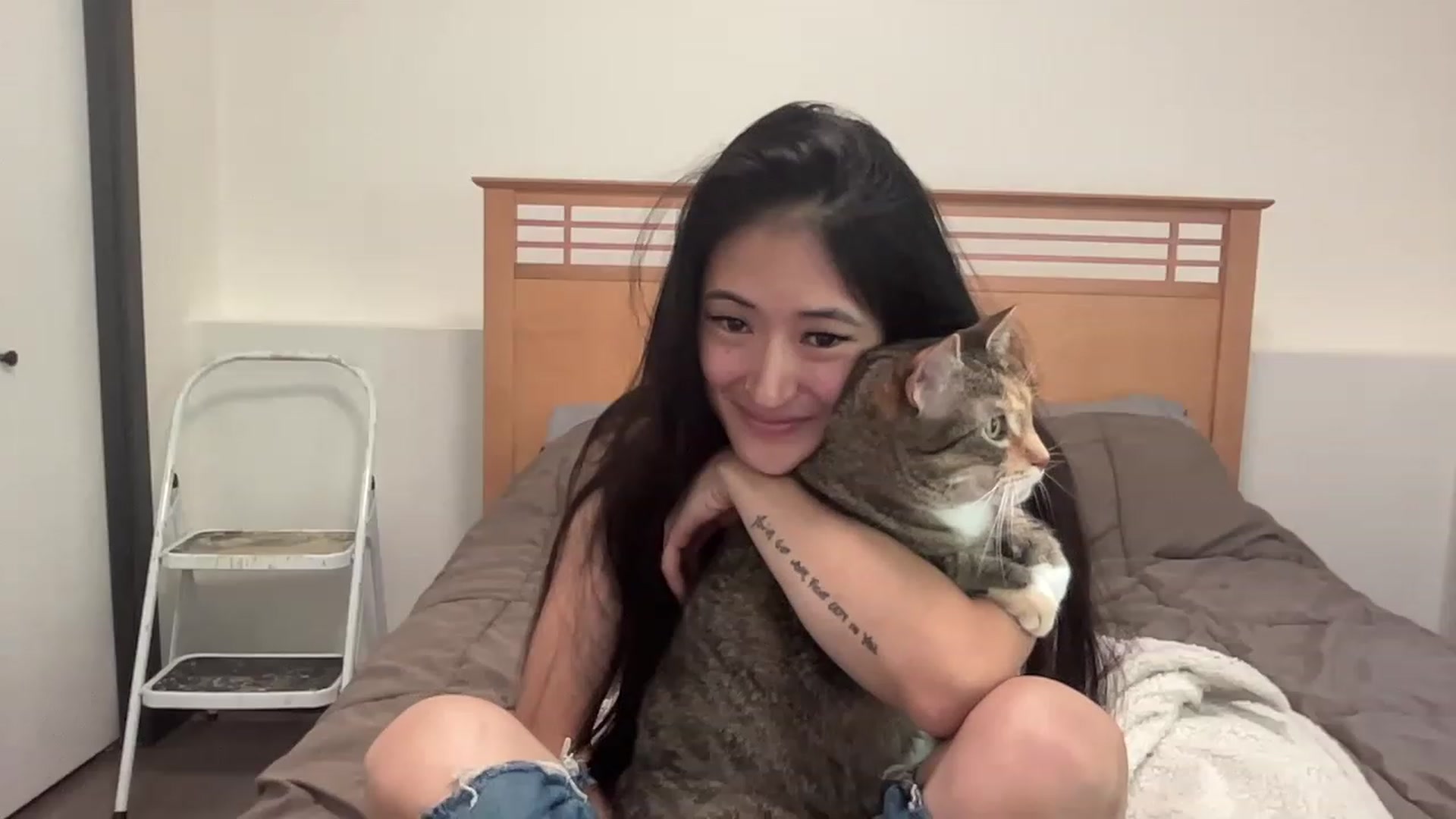 Gallery image thumbnail from Kitty_Kimmie's myfreecams stream on, 06/22/2023, 16:42 image 15 of 20