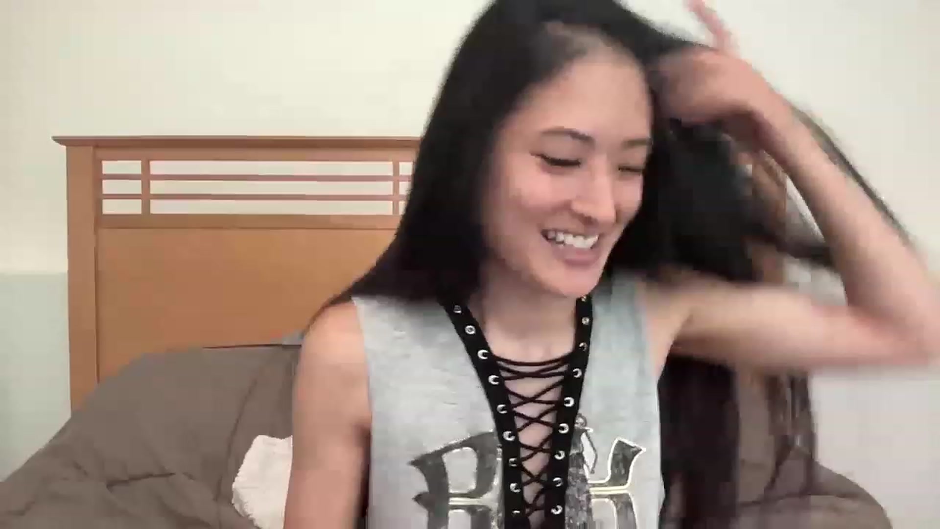 Gallery image thumbnail from Kitty_Kimmie's myfreecams stream on, 06/27/2023, 19:31 image 16 of 20