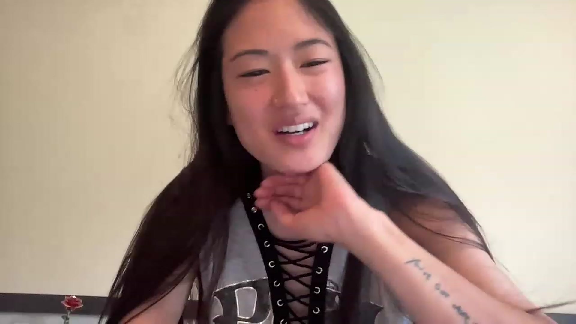 Gallery image thumbnail from Kitty_Kimmie's myfreecams stream on, 07/18/2023, 16:50 image 15 of 20