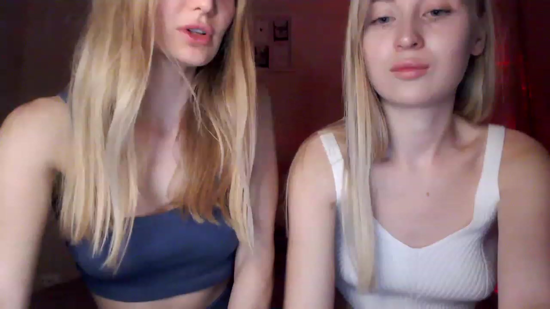 Gallery image thumbnail from Kitty_XXX's myfreecams stream on, 04/15/2023, 18:50 image 12 of 20