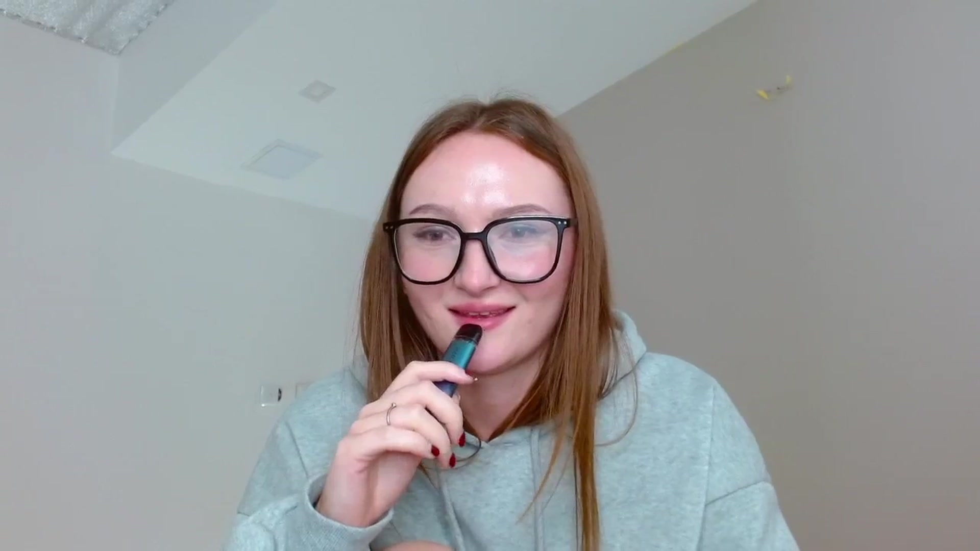 Gallery image thumbnail from Kitty_blush's myfreecams stream on, 11/21/2024, 15:43 image 2 of 20