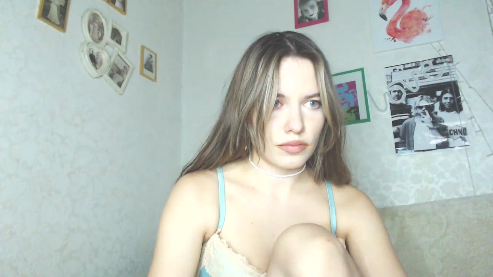 Gallery image thumbnail from Kitty_lover22's myfreecams stream on, 11/21/2022, 05:36 image 7 of 20