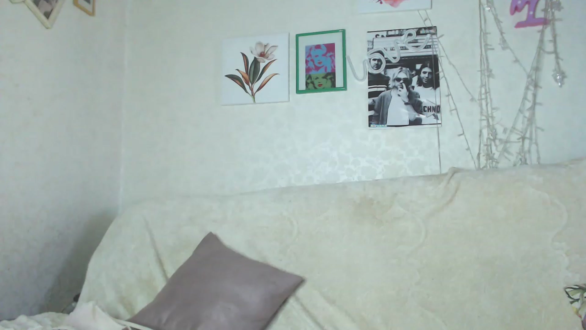 Gallery image thumbnail from Kitty_lover22's myfreecams stream on, 11/23/2022, 08:25 image 2 of 20