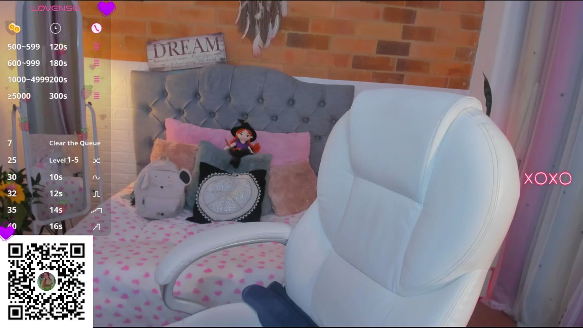 Gallery image thumbnail from Kittycherry's myfreecams stream on, 03/23/2025, 15:23 image 4 of 20