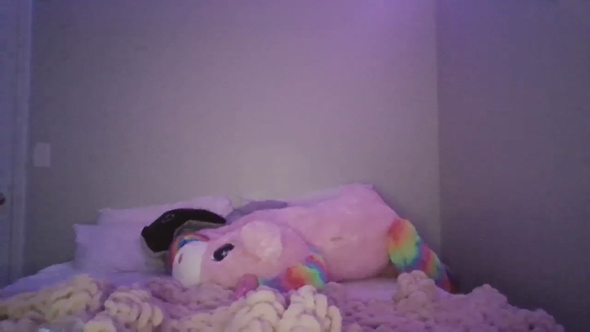 Gallery image thumbnail from Kittygames's myfreecams stream on, 03/25/2024, 04:54 image 13 of 20