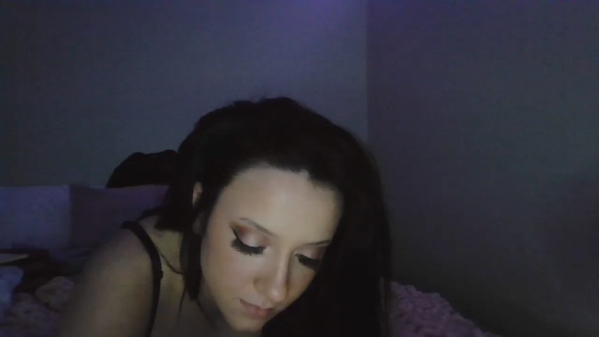 Gallery image thumbnail from Kittygames's myfreecams stream on, 03/29/2024, 24:48 image 13 of 20