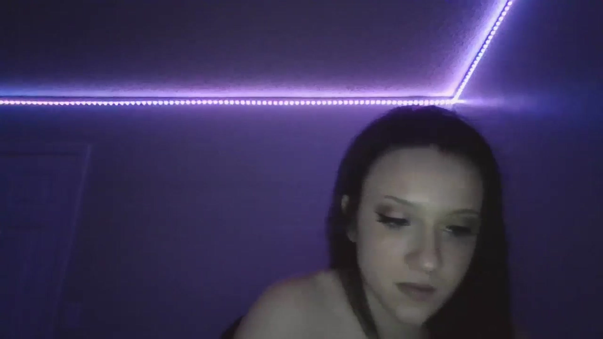 Gallery image thumbnail from Kittygames's myfreecams stream on, 03/29/2024, 03:20 image 18 of 20