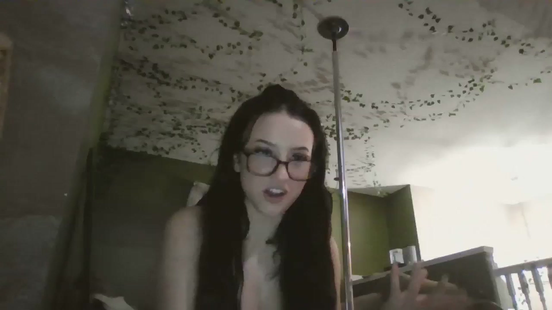 Gallery image thumbnail from Kittygames's myfreecams stream on, 04/11/2024, 08:09 image 5 of 20