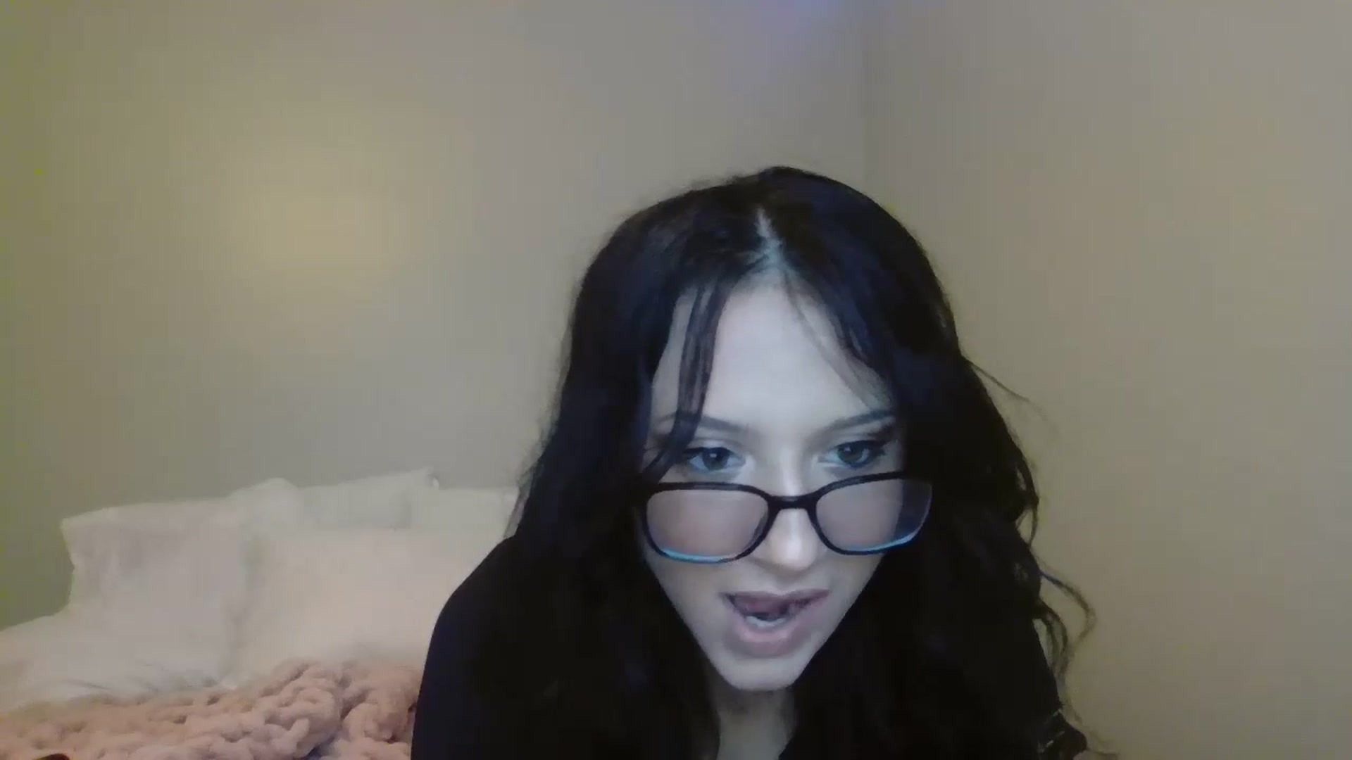 Gallery image thumbnail from Kittygames's myfreecams stream on, 04/29/2024, 01:25 image 11 of 20