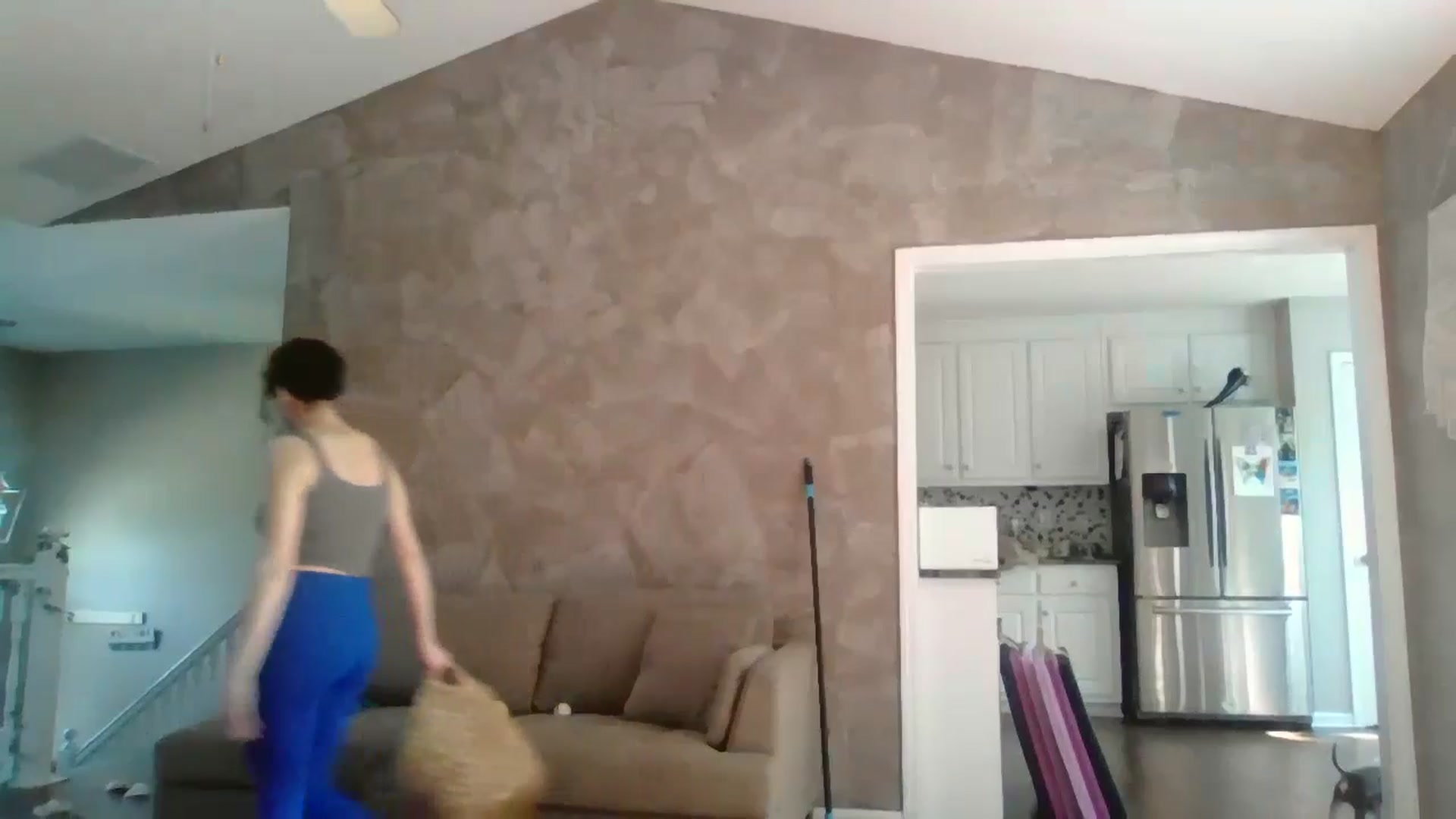 Gallery image thumbnail from Kittygames's myfreecams stream on, 05/06/2024, 20:52 image 9 of 20