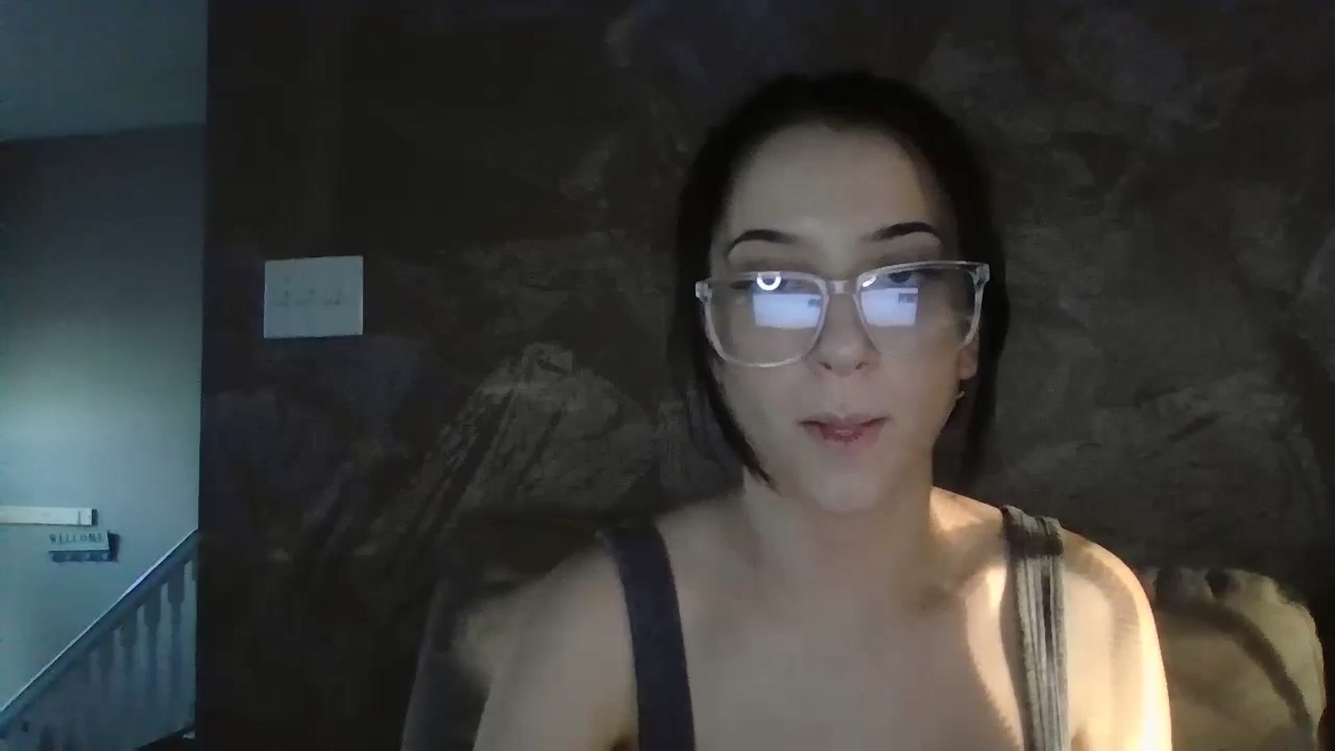 Gallery image thumbnail from Kittygames's myfreecams stream on, 05/06/2024, 23:42 image 4 of 20