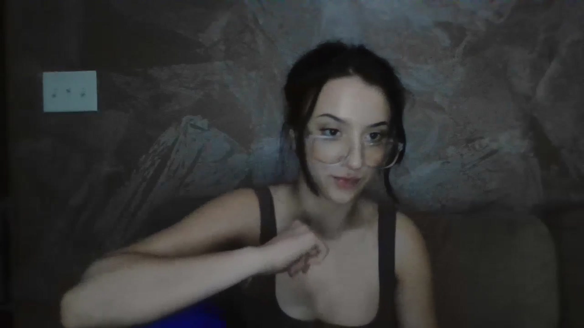 Gallery image thumbnail from Kittygames's myfreecams stream on, 05/07/2024, 24:58 image 15 of 20