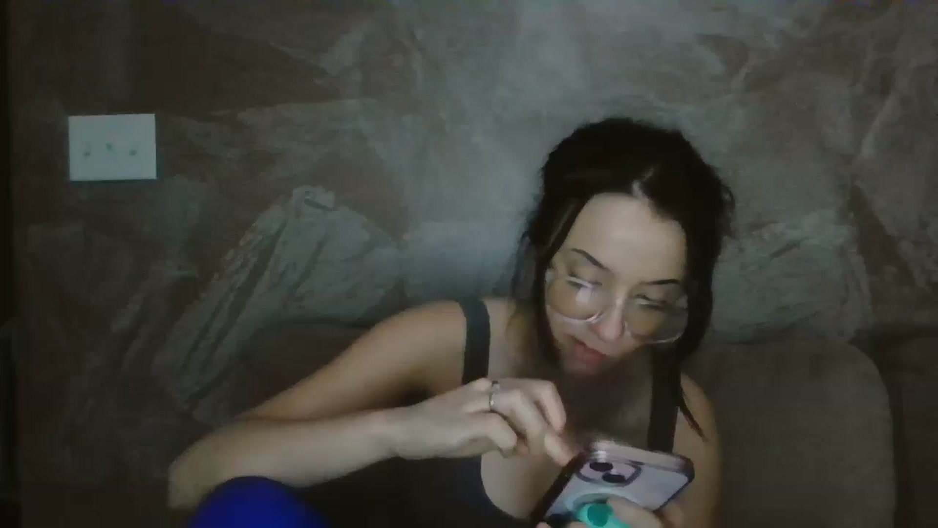 Gallery image thumbnail from Kittygames's myfreecams stream on, 05/07/2024, 24:58 image 13 of 20
