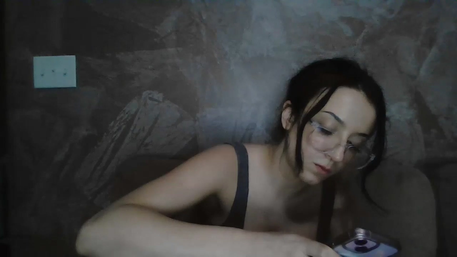 Gallery image thumbnail from Kittygames's myfreecams stream on, 05/07/2024, 24:58 image 9 of 20