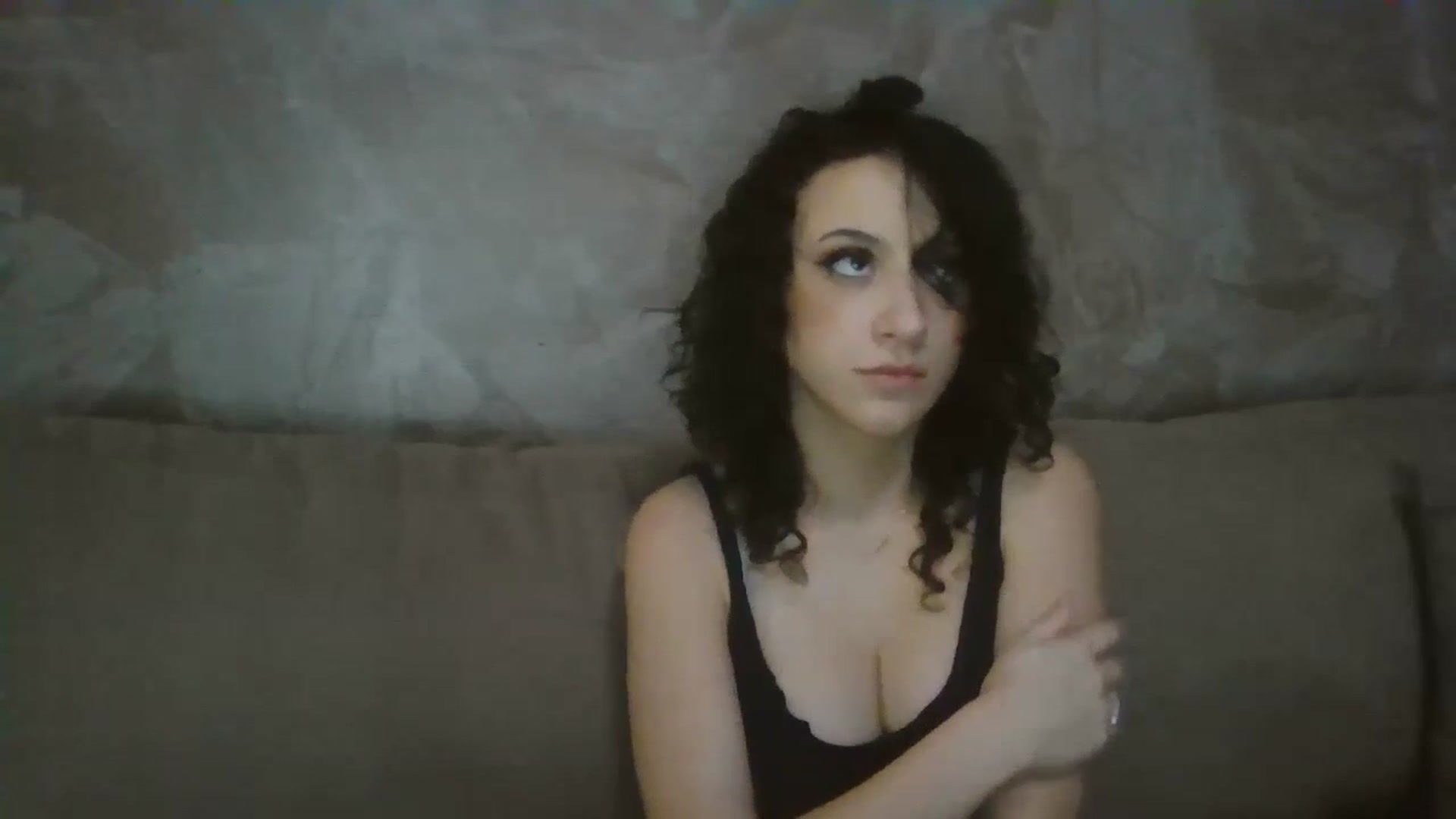 Gallery image thumbnail from Kittygames's myfreecams stream on, 05/10/2024, 08:09 image 8 of 20