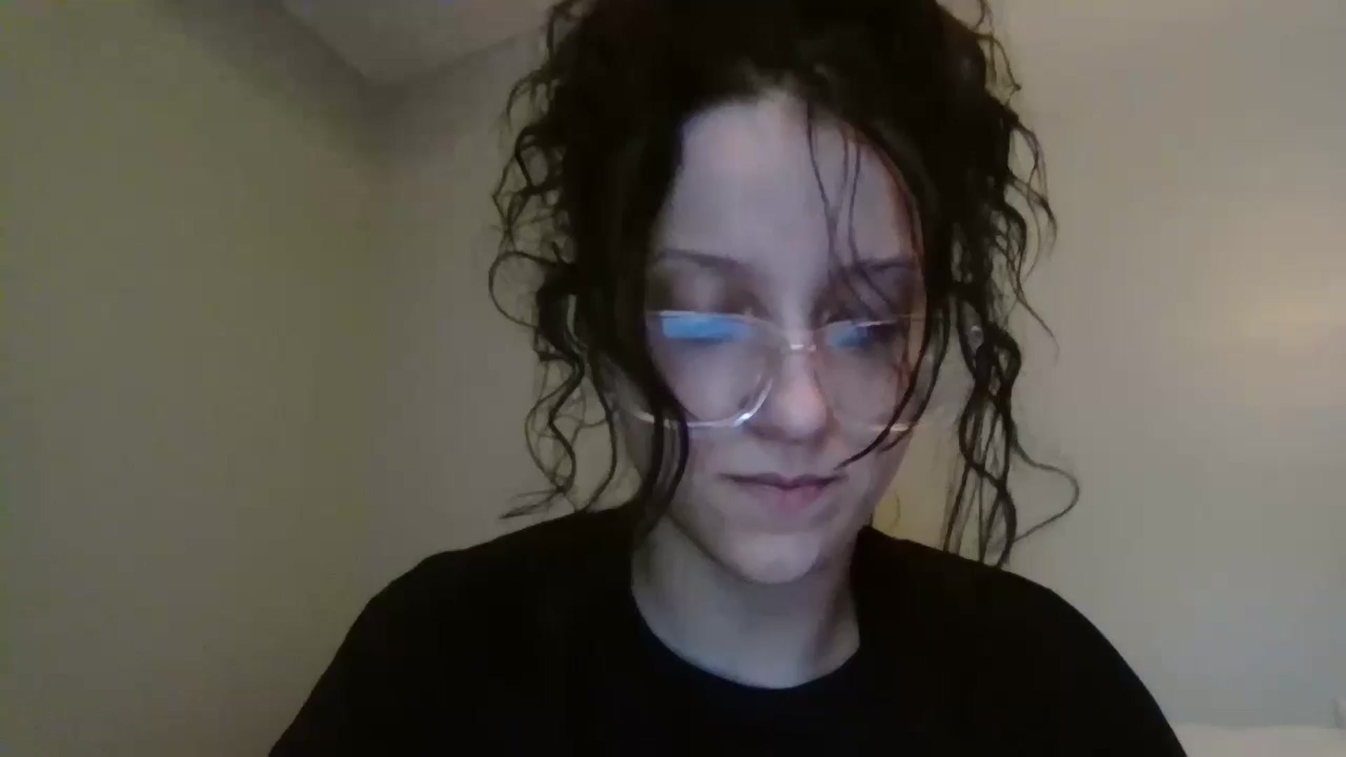 Gallery image thumbnail from Kittygames's myfreecams stream on, 05/13/2024, 06:39 image 17 of 20